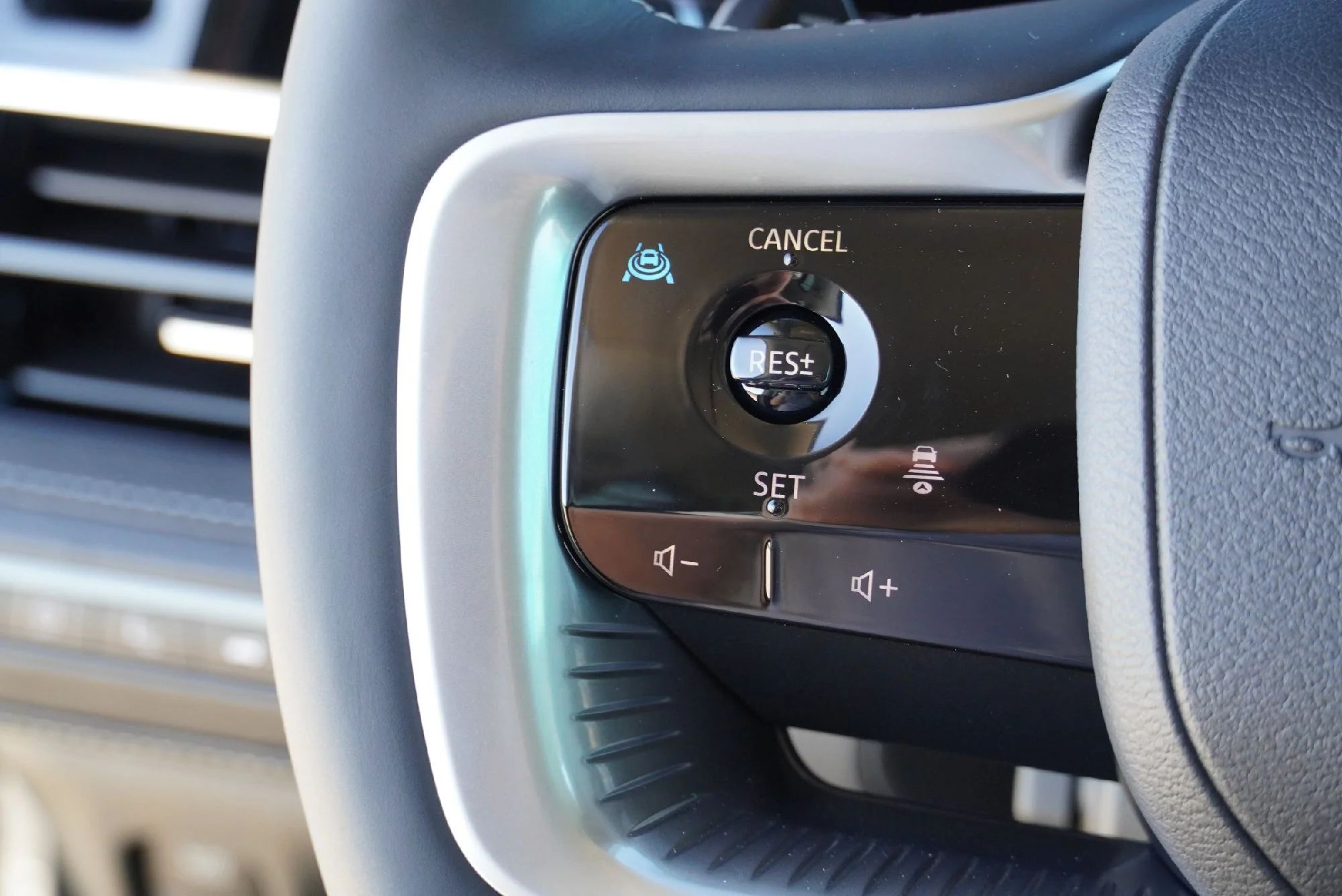 2026 INFINITI QX80 Luxe - Photo 16