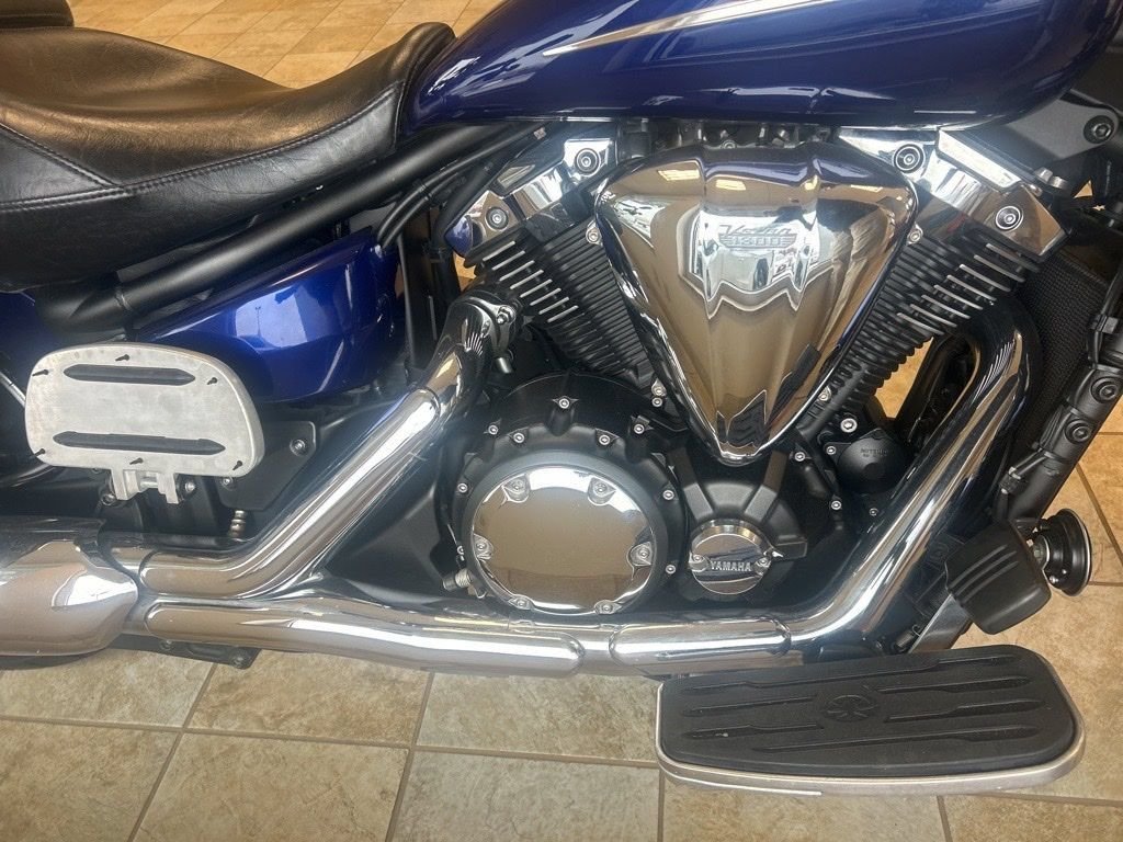 Used 2007 Blue Yamaha Motorcycle image 6