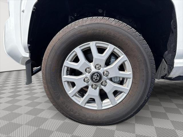 2025 Toyota Tacoma SR5 - Photo 40