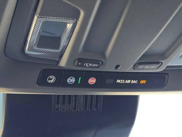 New 2026 Summit White Chevrolet Work Truck image 27