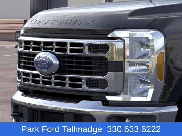 New 2026 Agate Black Metallic Ford  image 17