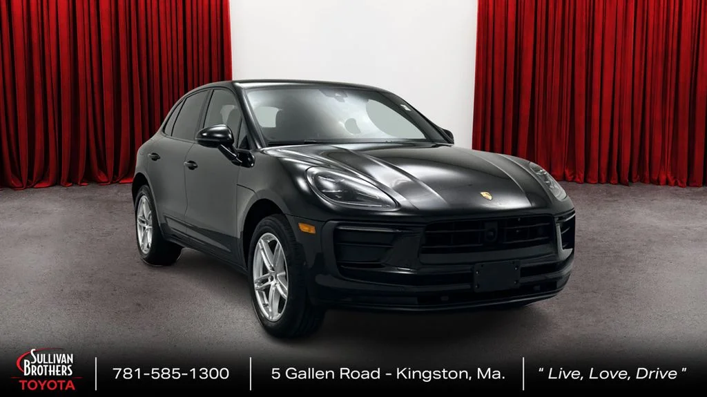 Used 2022 Black Porsche Base image 3