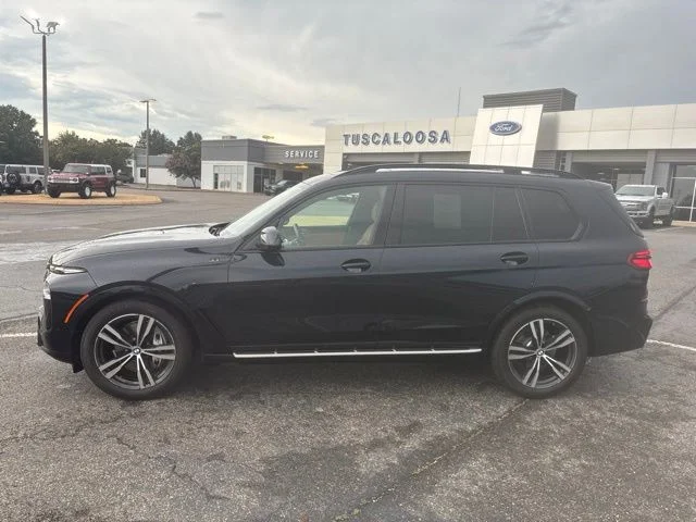 Used 2023 Black BMW xDrive40i image 5