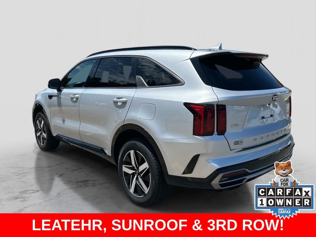 Used 2021 Silver Kia EX image 3