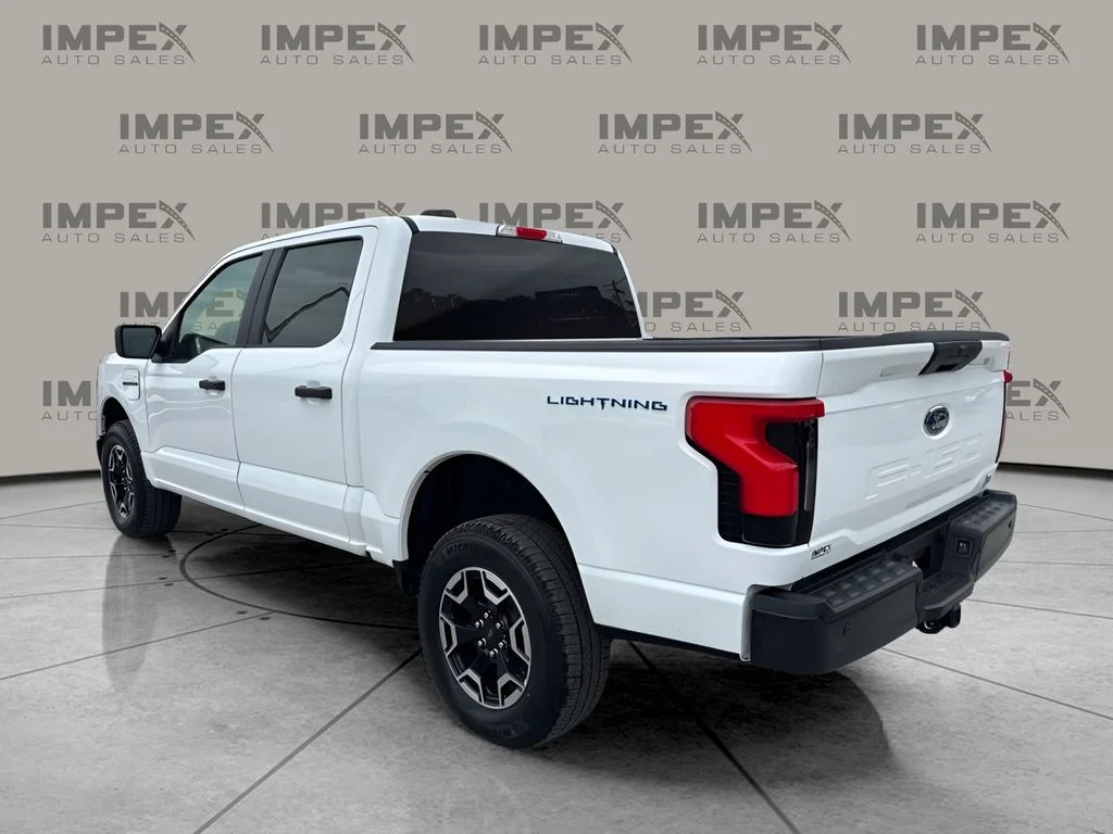 Used 2022 White Ford Pro image 3