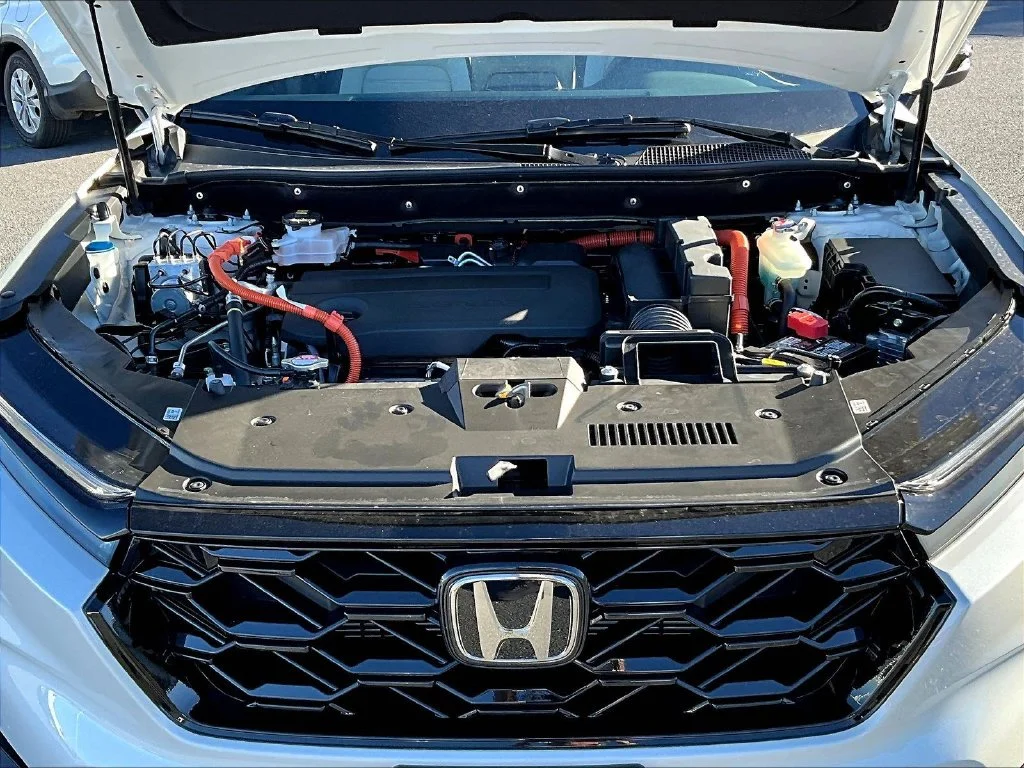 New 2027 Platinum White Pearl Honda Sport Touring Hybrid AWD image 32