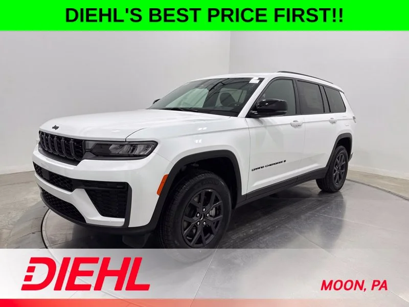 New 2027 Bright White Clear-Coat Paint Jeep Laredo Altitude image 3