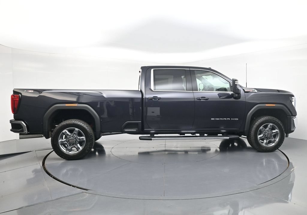 2026 GMC Sierra 3500HD SLE - Photo 8