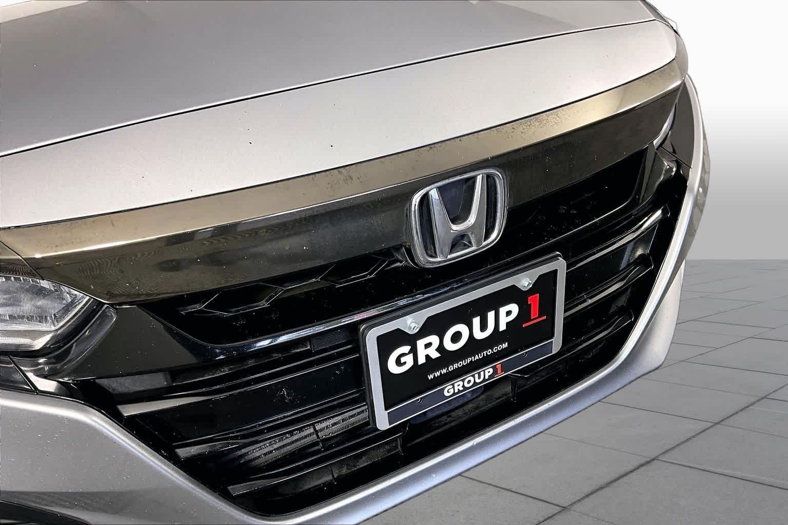 Used 2020 Lunar Silver Metallic Honda Sport image 29