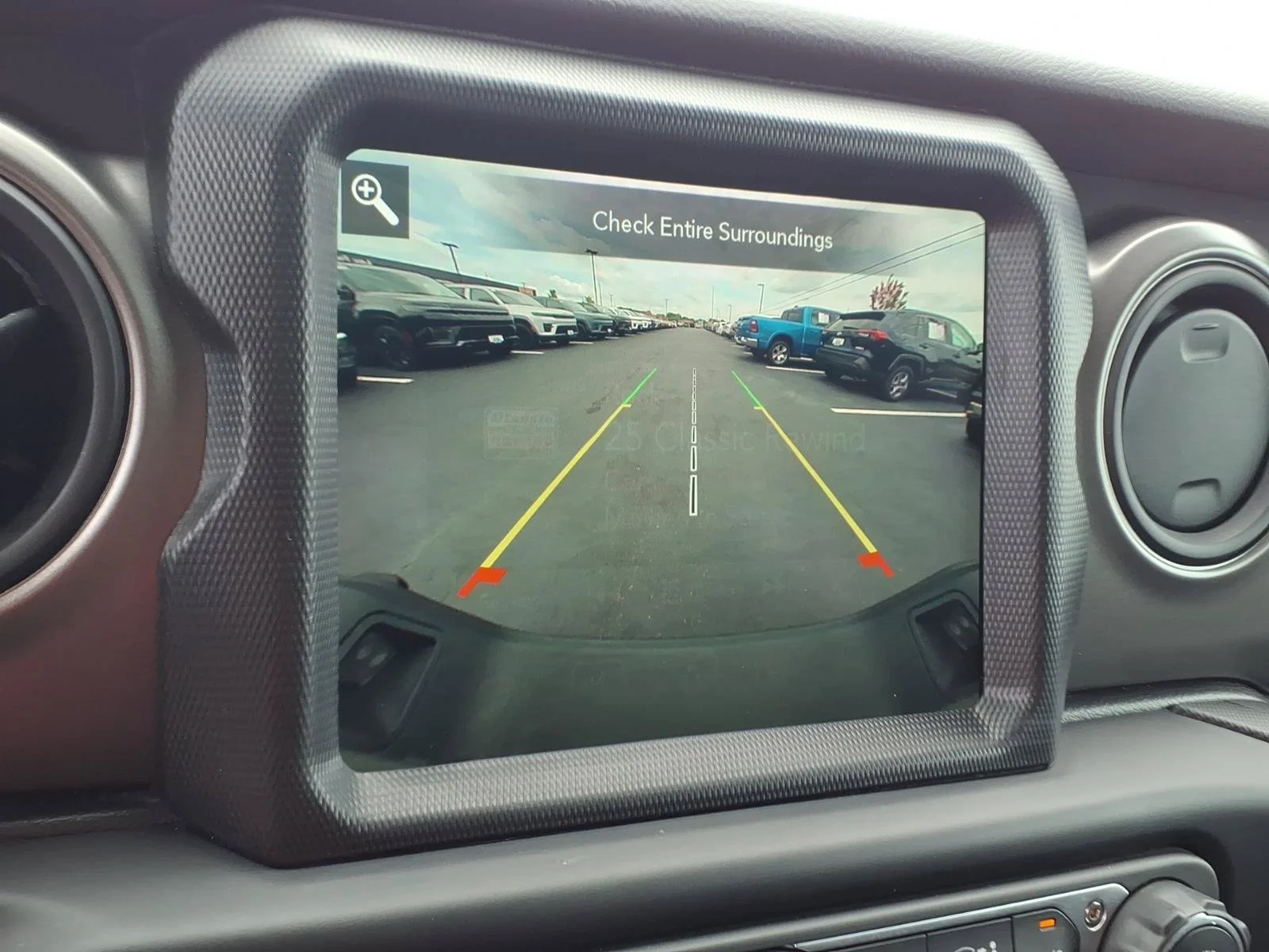 Used 2023 Sting-Gray Clearcoat Jeep Sport S image 13