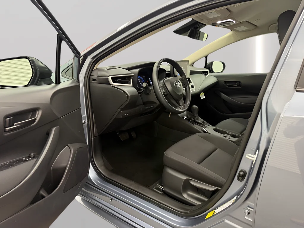 Used 2026  Toyota LE image 10