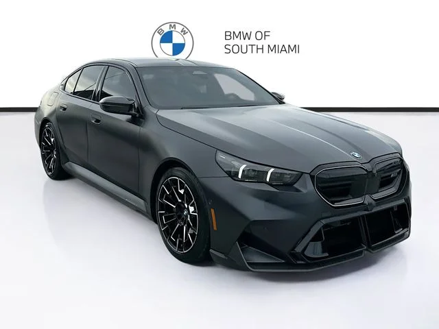 2025 BMW M5