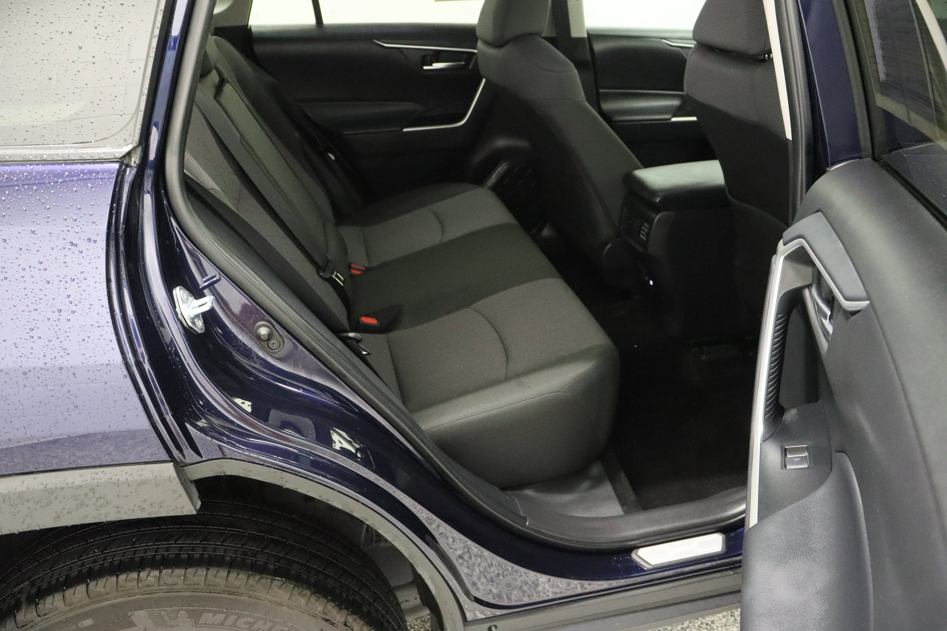 Used 2025 Blueprint Toyota XLE 2.5L image 36
