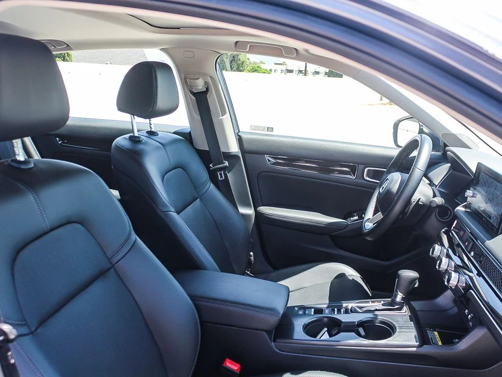 2024 Honda Civic Touring - Photo 17