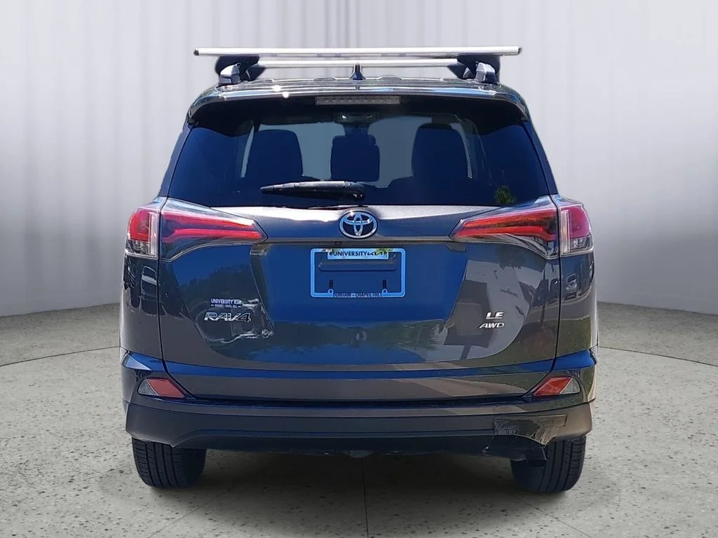 Used 2018 Gray Toyota LE image 4