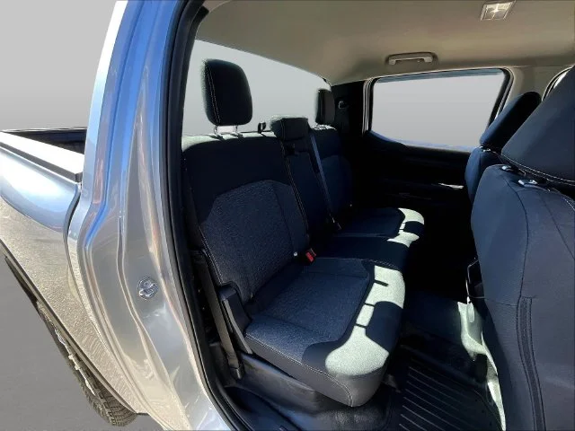 Used 2024 Silver Ford XL image 27