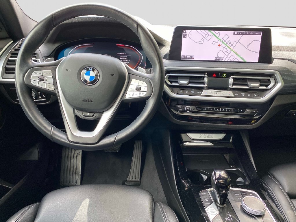 Used 2024 White BMW xDrive30i image 15