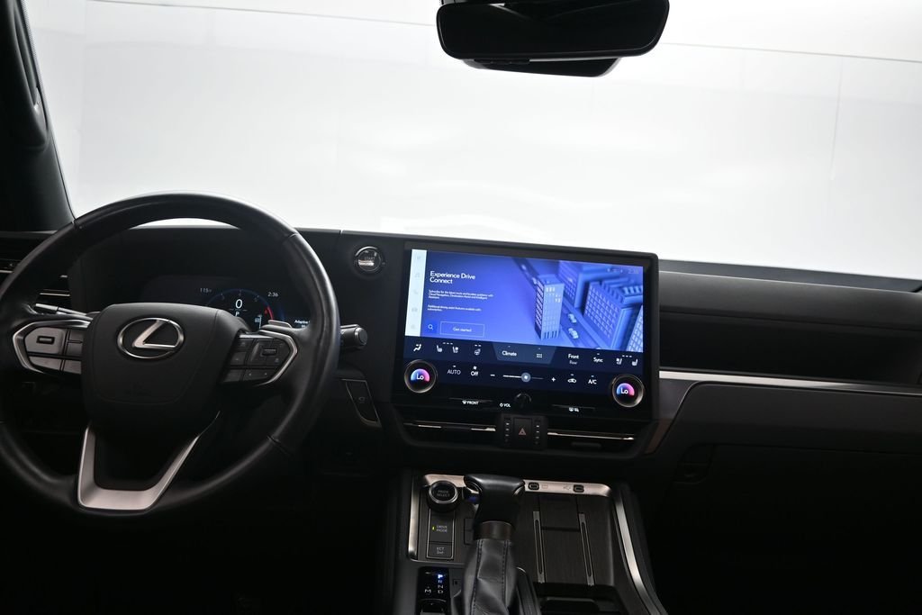 2024 Lexus GX Luxury - Photo 19