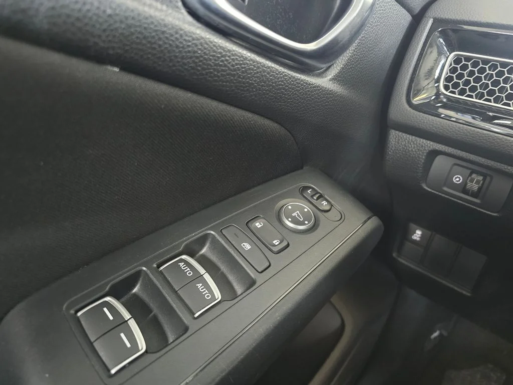 Used 2025 Red Honda LX image 14