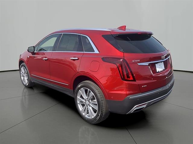 2024 Cadillac XT5 Premium Luxury, photo 2 of 12