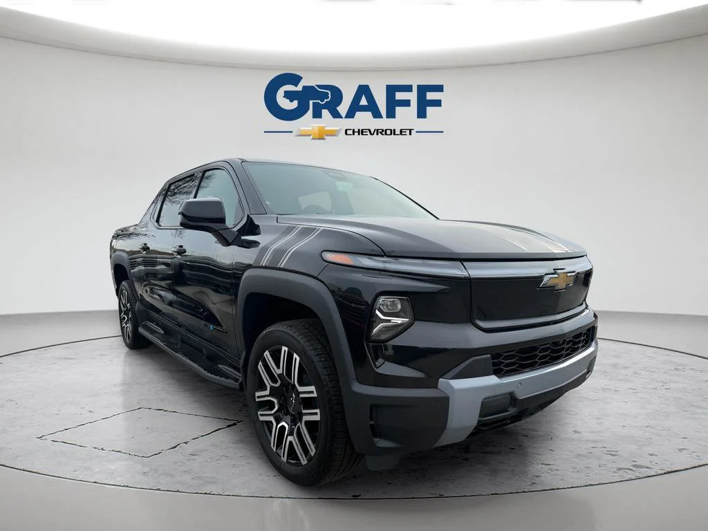 2026 Chevrolet Silverado EV LT - Photo 7