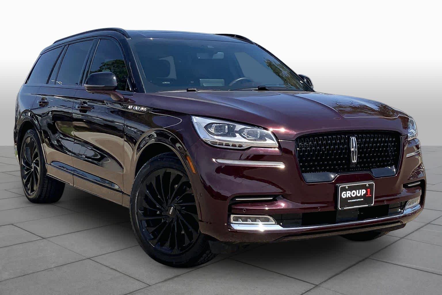 Used 2023 Diamond Red Lincoln Black Label image 3