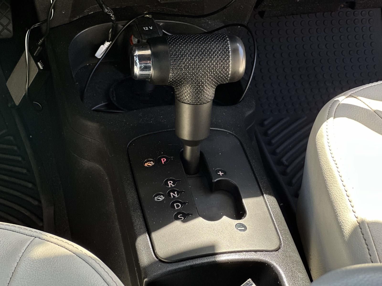 Used 2007 Gray Volkswagen Triple White image 18