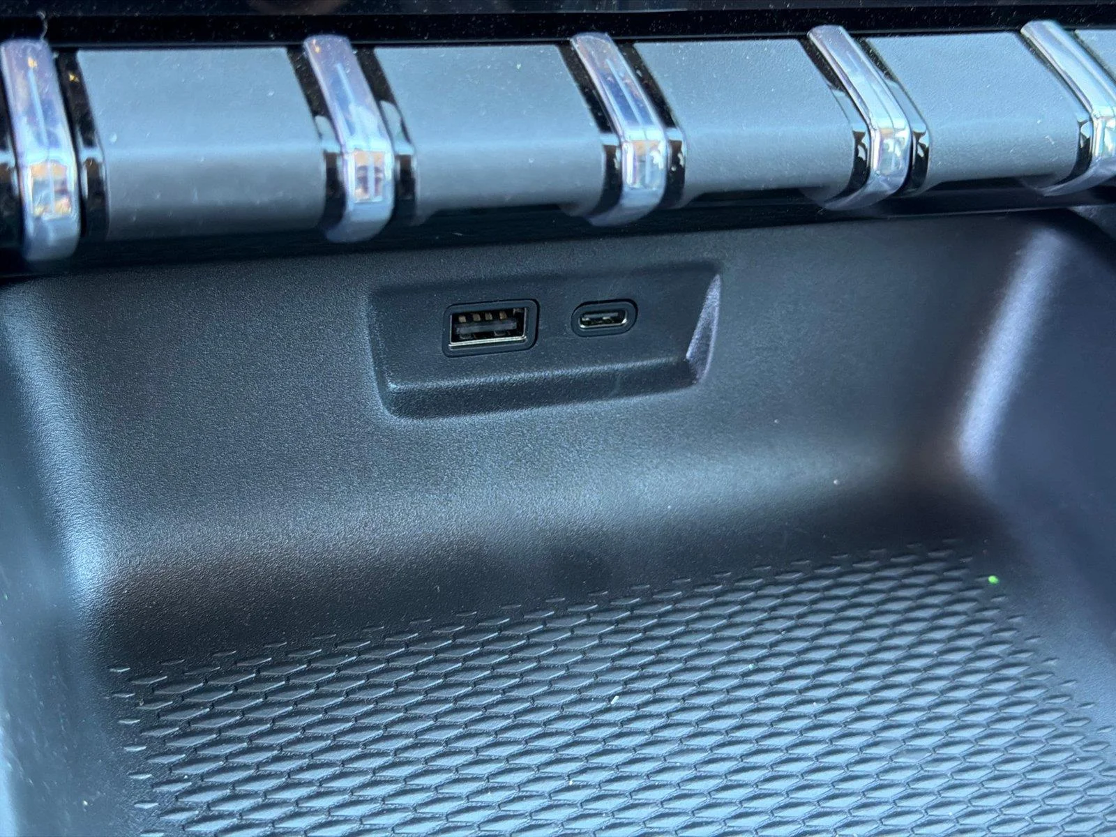 2027 GMC Terrain Denali - Photo 24
