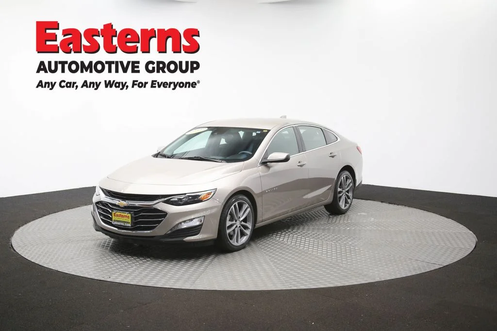 Used 2025 Gray Chevrolet LT image 55