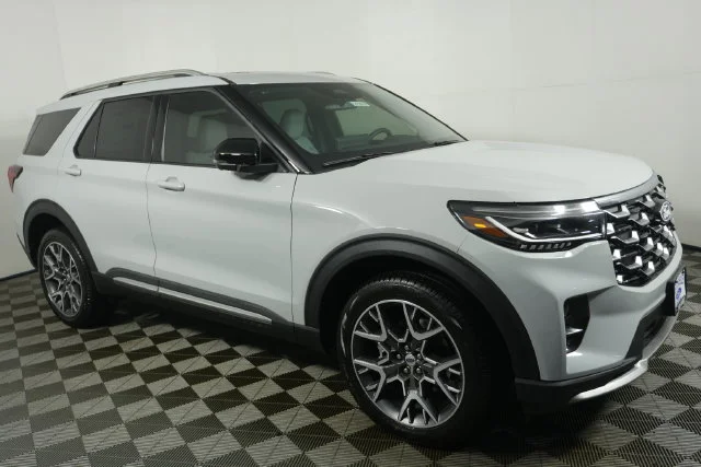 2027 Ford Explorer Platinum™