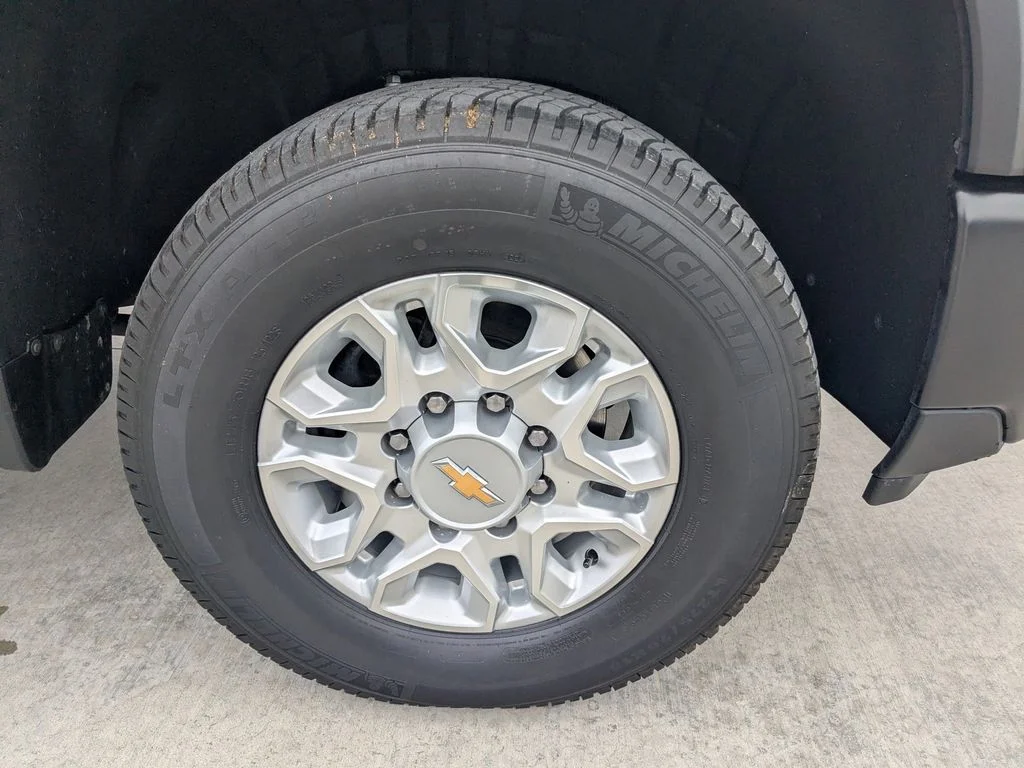 Used 2025 Gray Chevrolet LTZ image 12