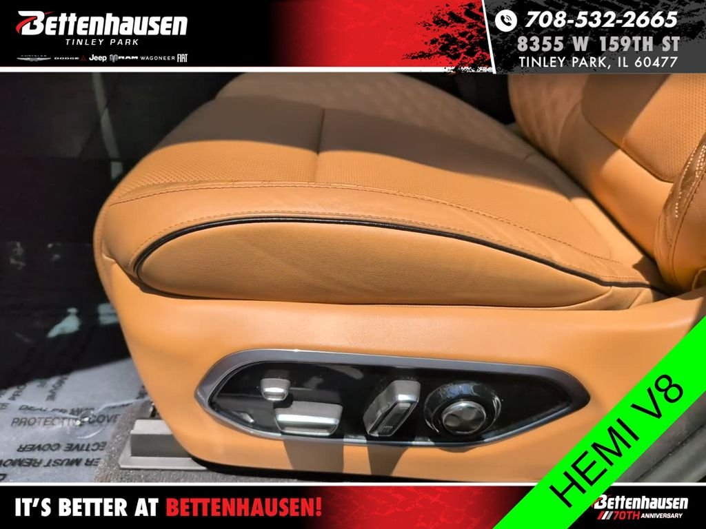 Used 2024 Diamond Black Jeep Summit image 15
