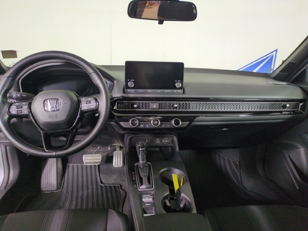 2024 Honda Civic Sport - Photo 14