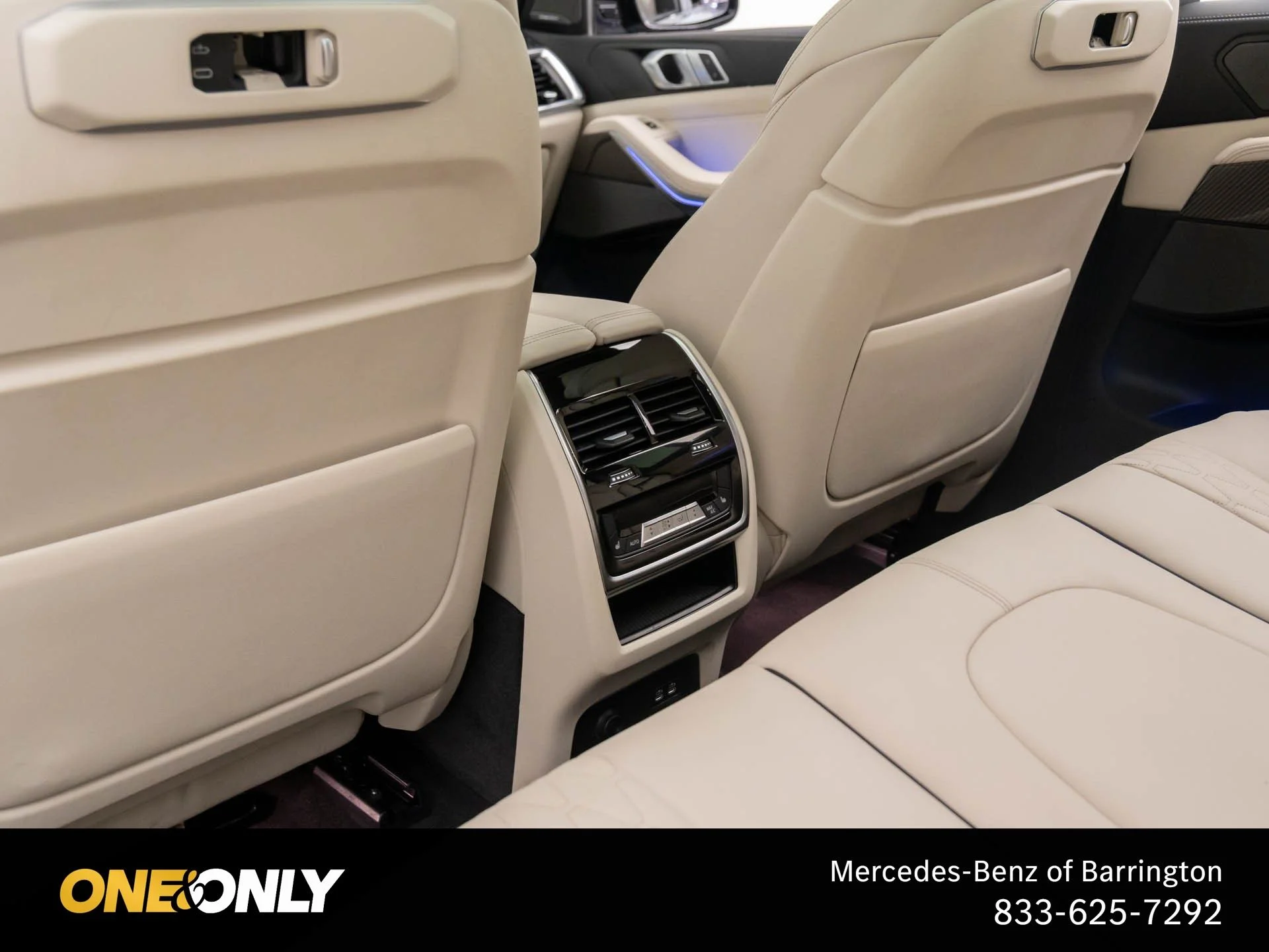 Used 2025 Gray BMW M60i image 18