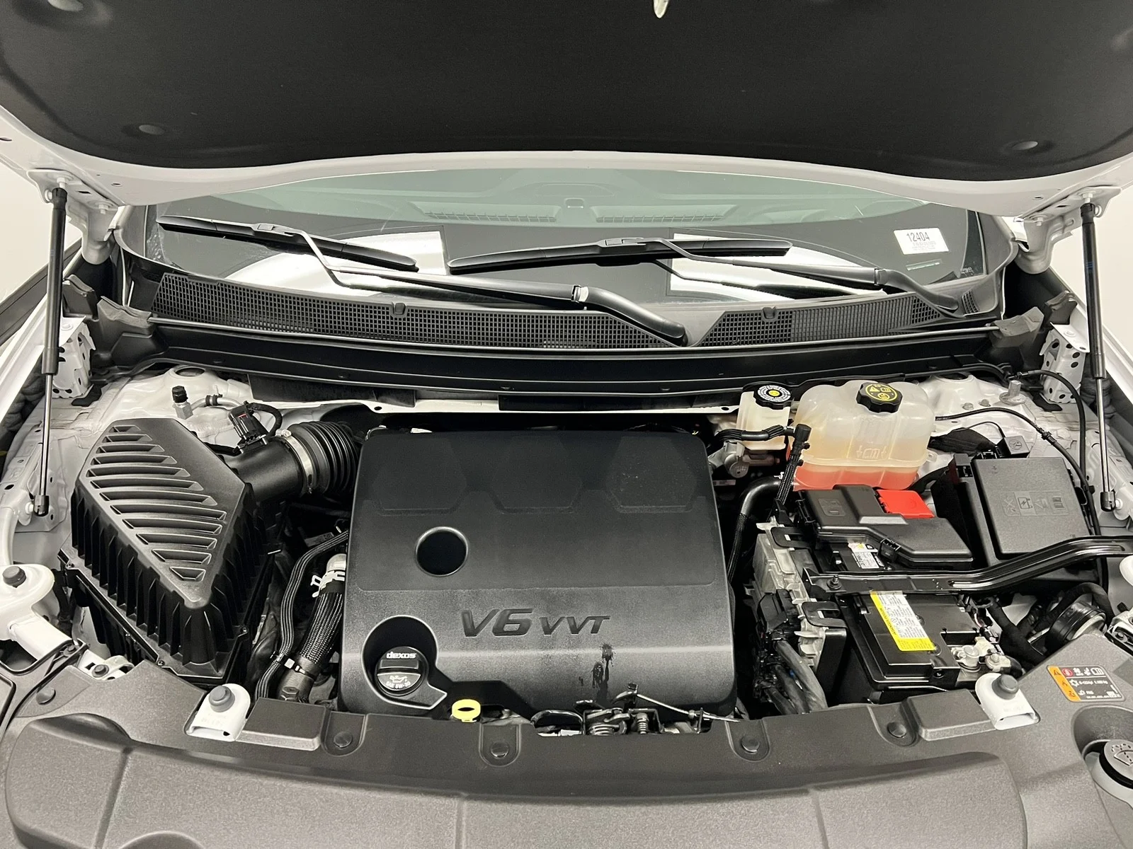 Used 2020 Summit White Chevrolet Premier image 3
