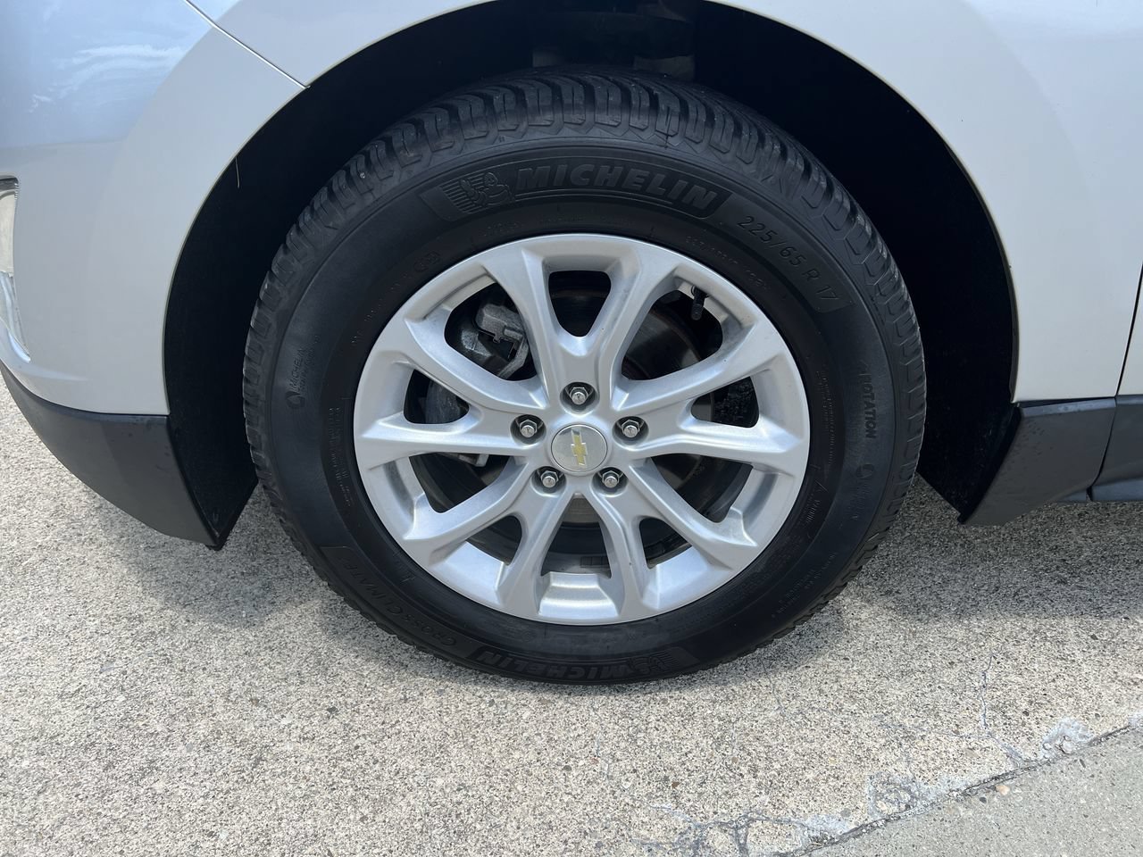 Used 2019 SILVER ICE METALLIC Chevrolet LT image 33