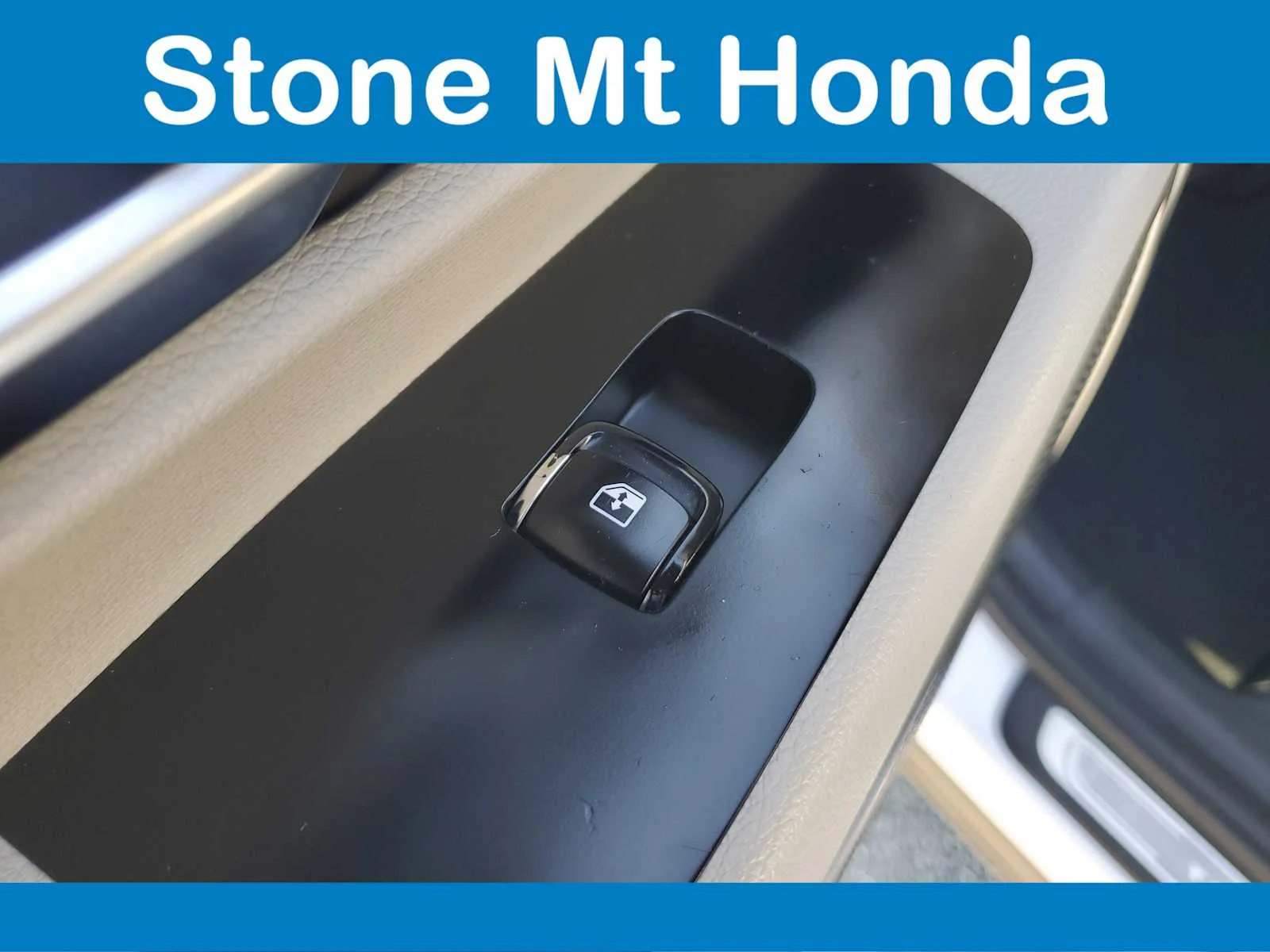 Used 2021 Glacial White Pearl Kia EX image 14