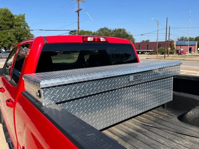 Used 2017 Red Chevrolet LT image 13