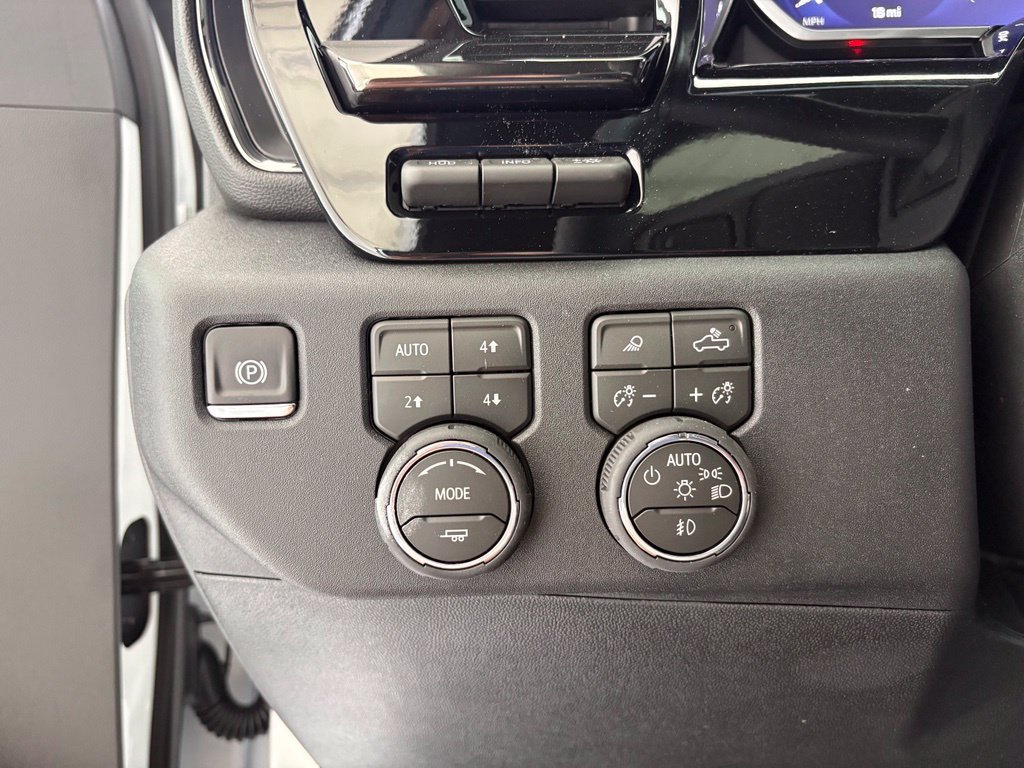 2026 Chevrolet Silverado 2500 HD ZR2 - Photo 6