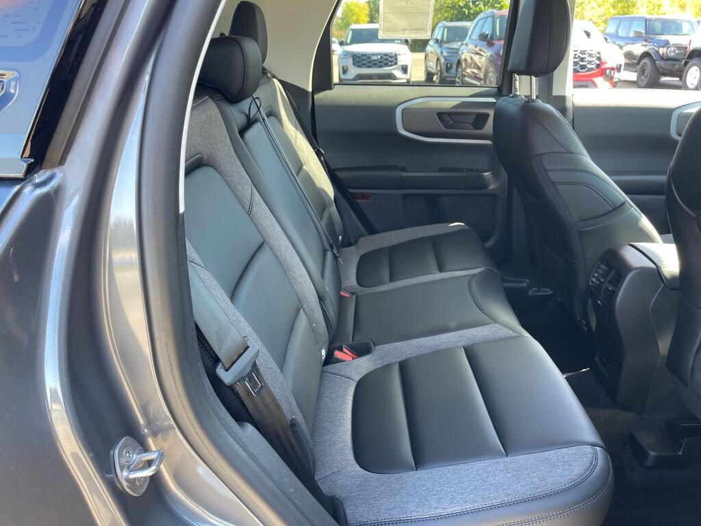 New 2026 Carbonized Gray Metallic Ford Big Bend image 21