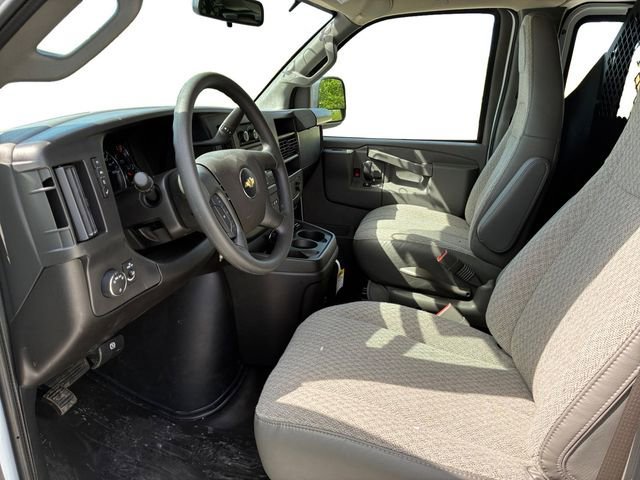 2026 Chevrolet Express Cargo Work Van - Photo 11