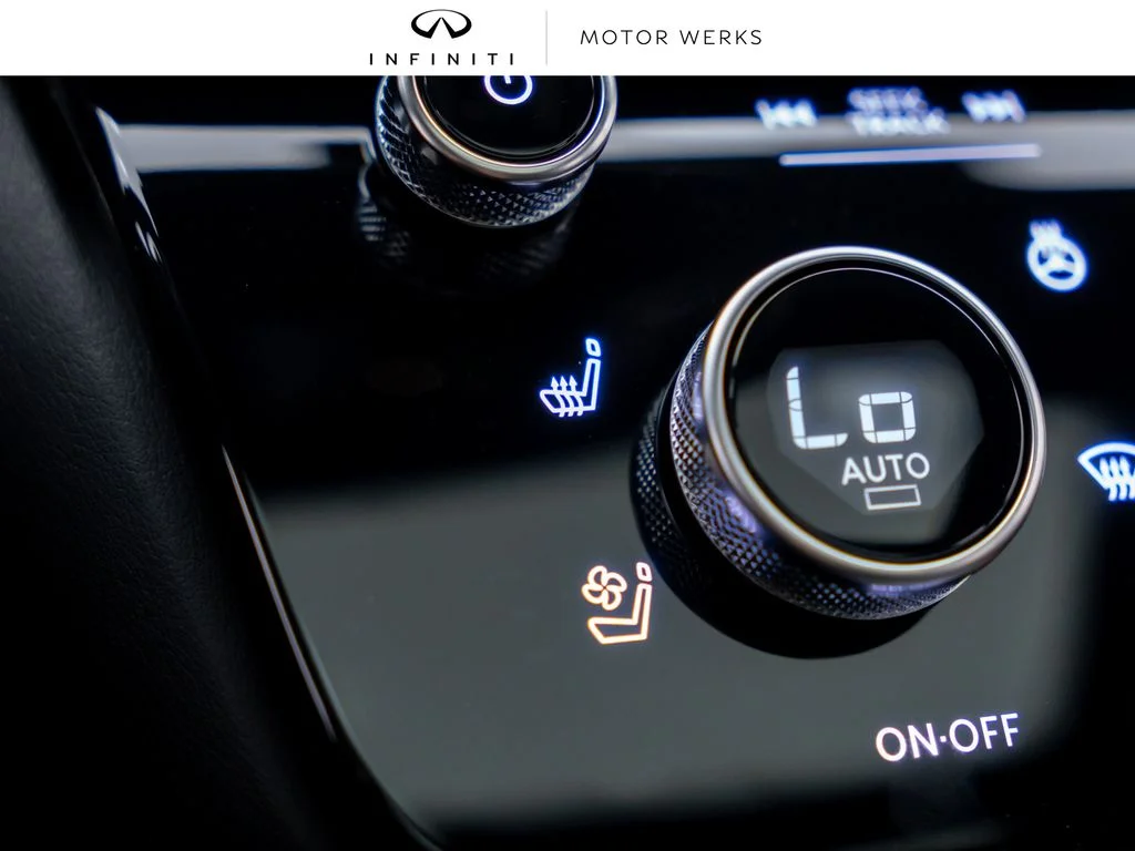 New 2027 MINERAL BLACK INFINITI Autograph AWD image 27