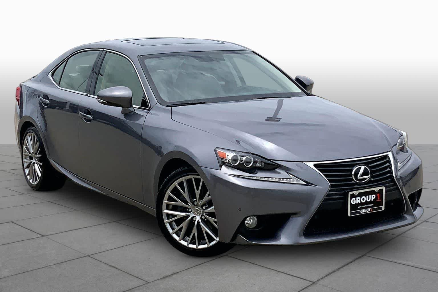 Used 2014 Nebula Gray Pearl Lexus  image 3