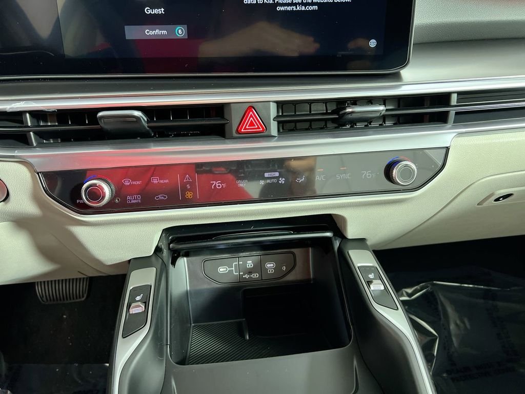 New 2026 Aurora Black Pearl Kia EX image 23