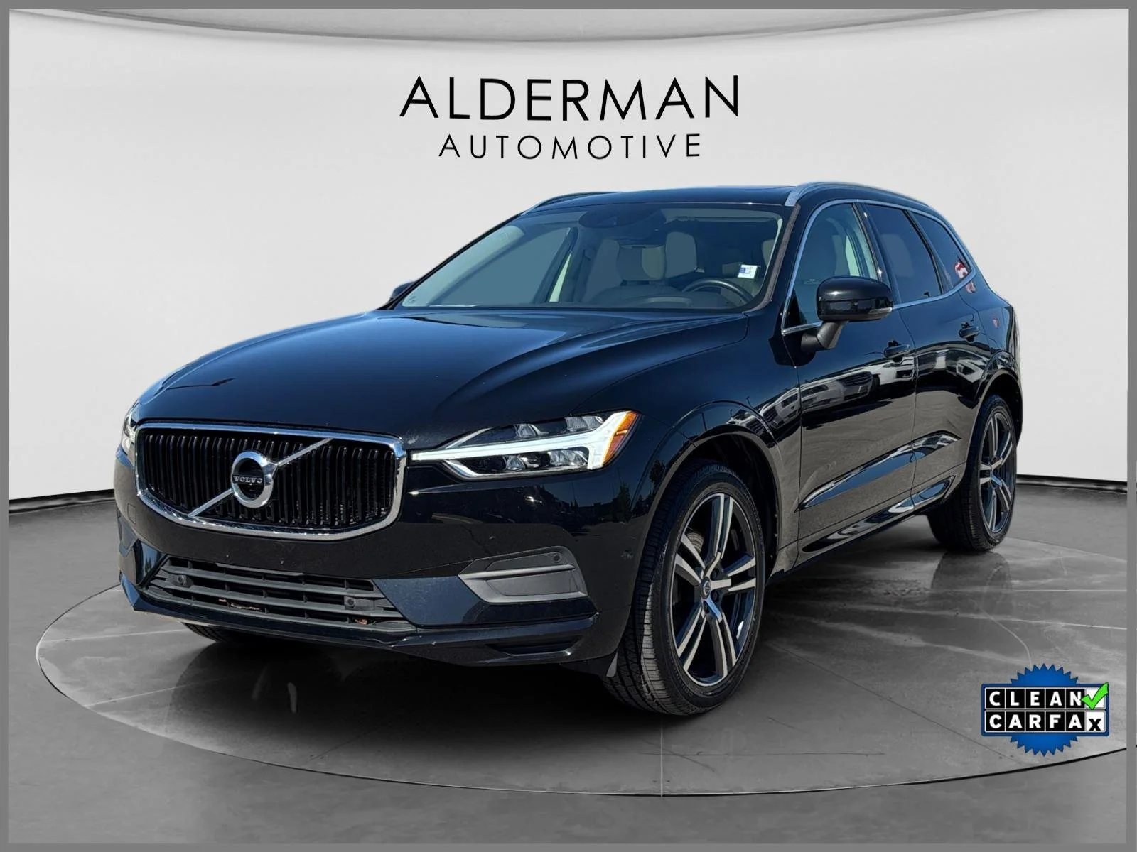 2018 Volvo XC60 T5 Momentum AWD's photo