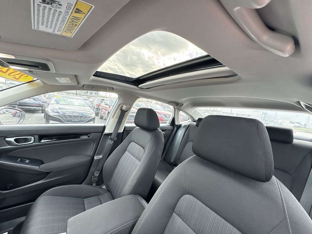 Used 2024 White Honda EX image 15