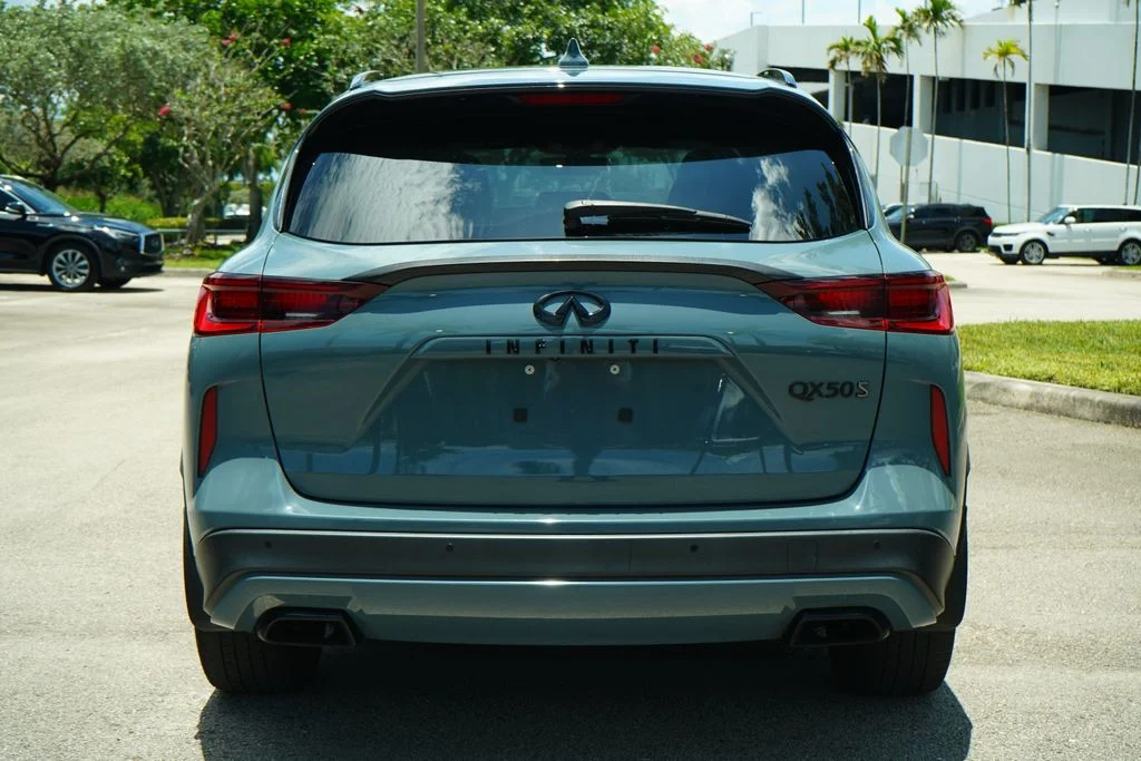 Used 2023 Gray INFINITI SPORT image 11