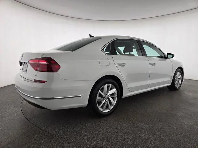 Used 2018 Volkswagen Passat SE with VIN 1VWBA7A31JC010024 for sale in Las Vegas, NV