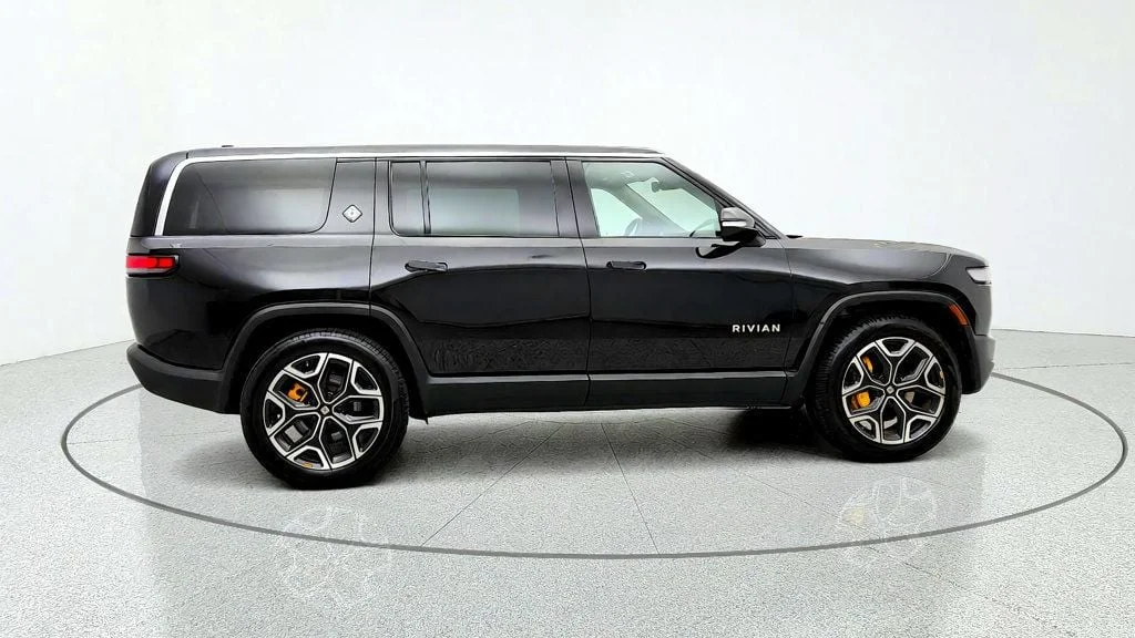 Used 2023 Midnight Rivian Launch Edition AWD image 4