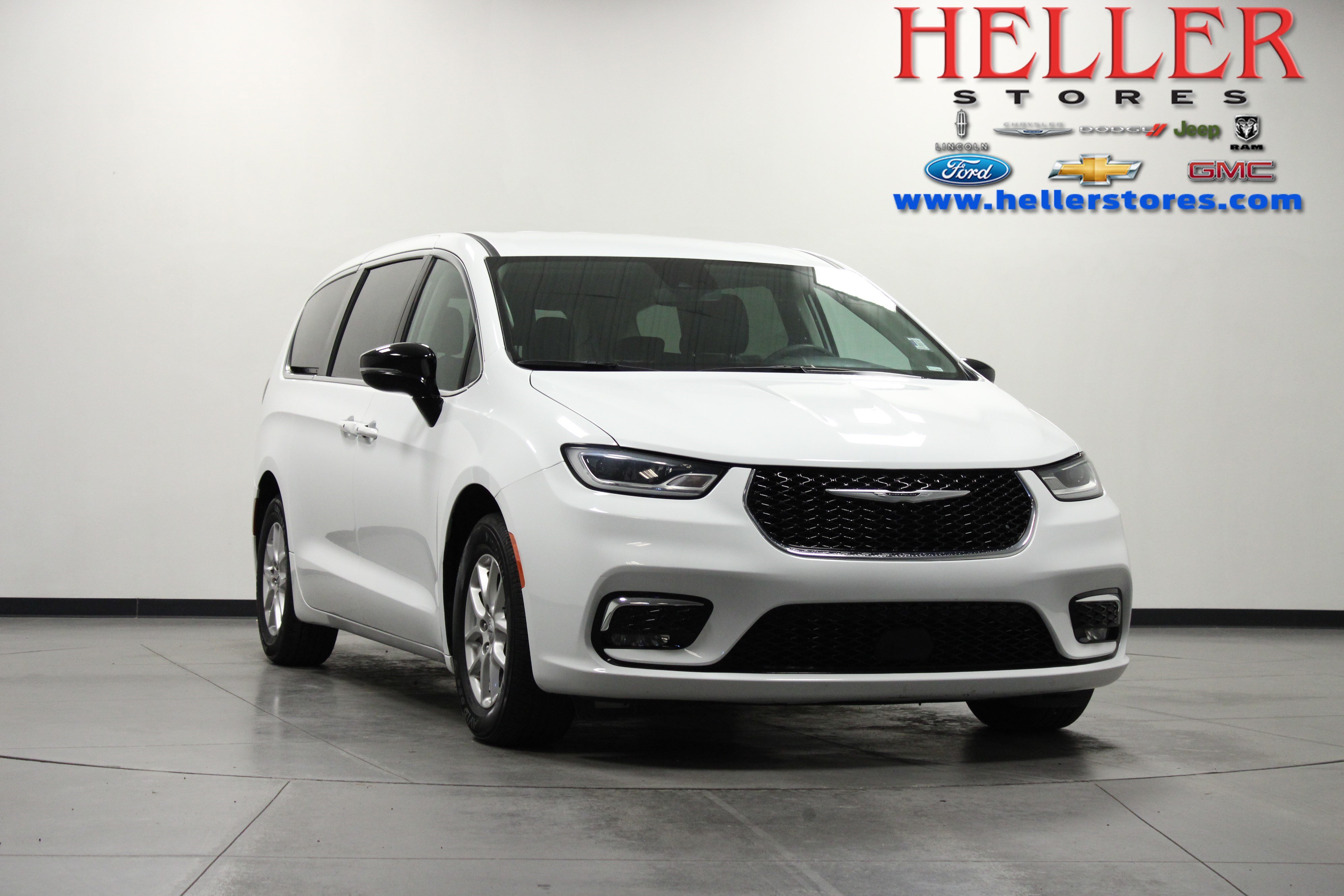 2024 Chrysler Pacifica